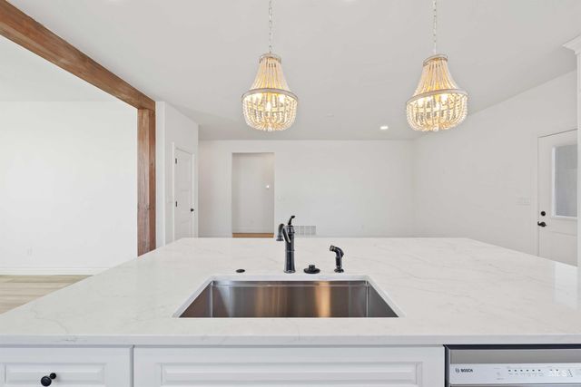 866 Quartz, Kimberly, ID 83341