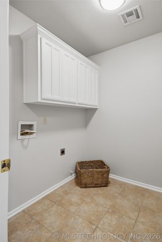 8137 E Misty Morning Place, Claremore, OK 74019