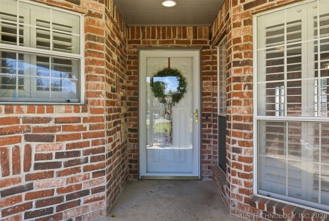 8137 E Misty Morning Place, Claremore, OK 74019
