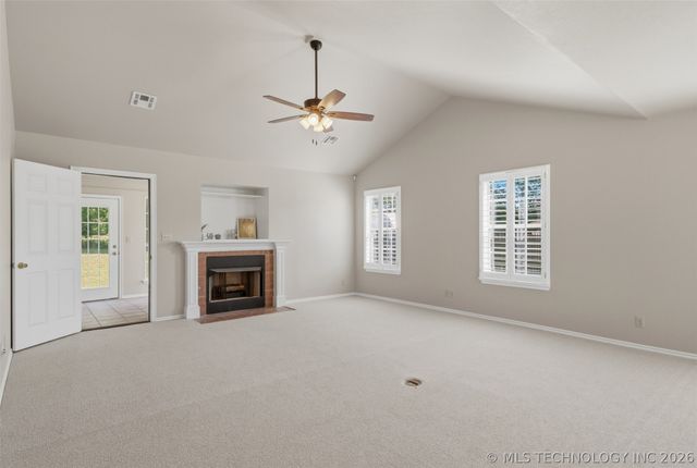 8137 E Misty Morning Place, Claremore, OK 74019