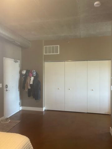 332 River Street 4405, Lemont, IL 60439