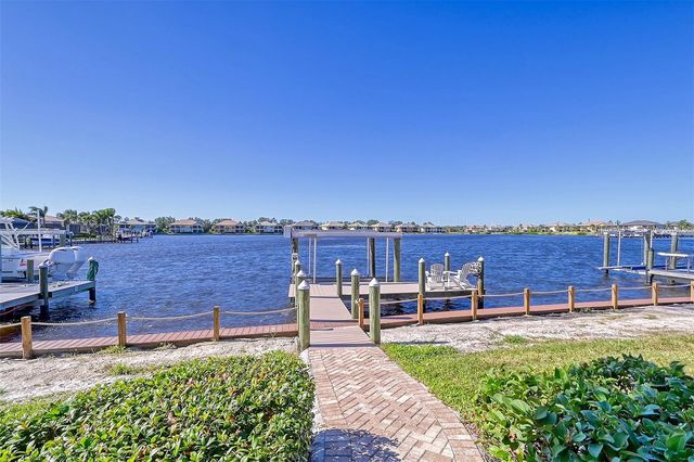 1014 OVERLOOK COURT, Bradenton, FL 34208