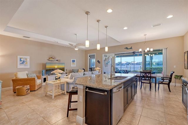 1014 OVERLOOK COURT, Bradenton, FL 34208