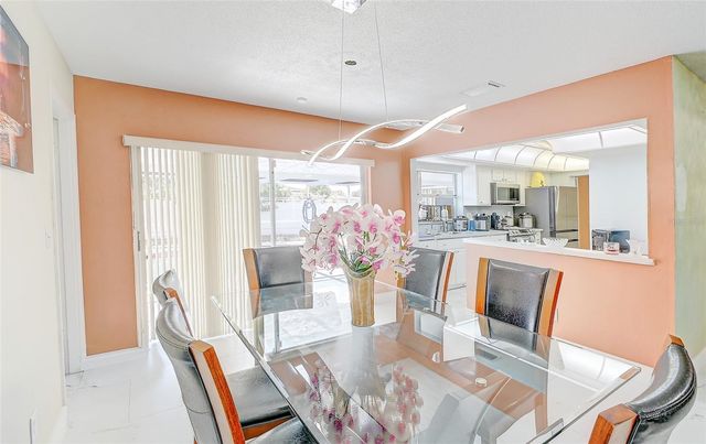 1678 COUNTRY CLUB PARKWAY, Lehigh Acres, FL 33936