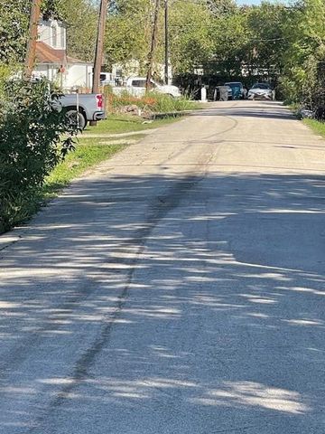 000 Cartersville Street, Houston, TX 77029