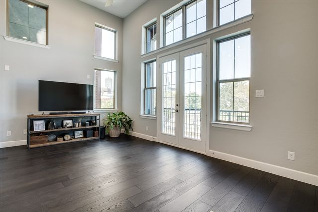1348 Arch Place, Dallas, TX 75215