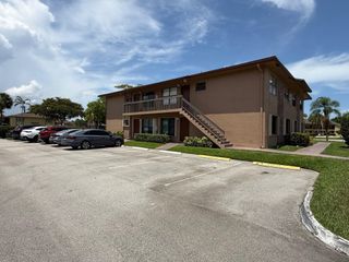10056 Winding Lake Rd 204, Sunrise, FL 33351