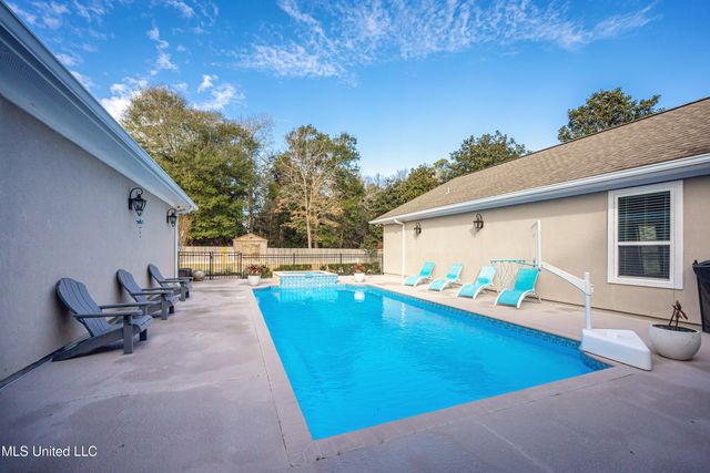 3619 Perryman Road, Ocean Springs, MS 39564