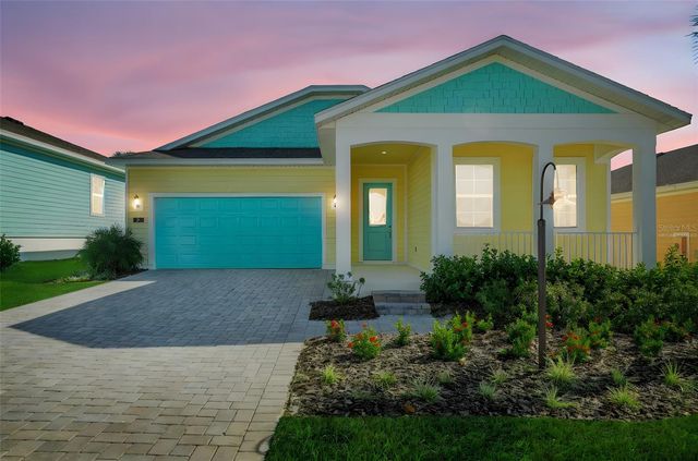 1025 FIESTA KEY CIRCLE, Lady Lake, FL 32159