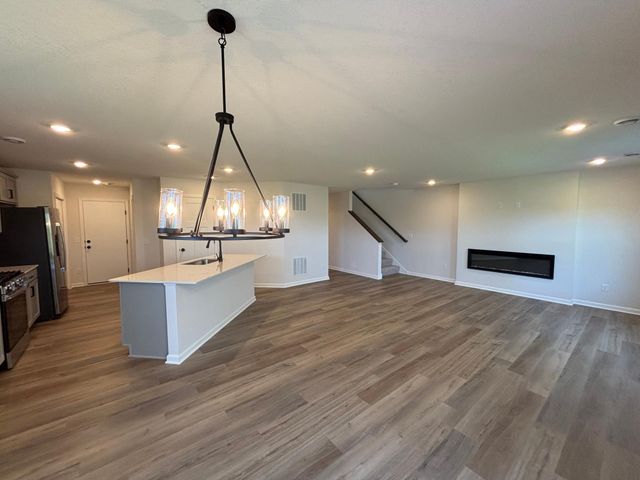 6150 157th Street N, Hugo, MN 55038