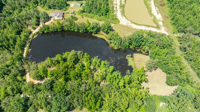 424 Charles McClearen Rd, Hohenwald, TN 38462