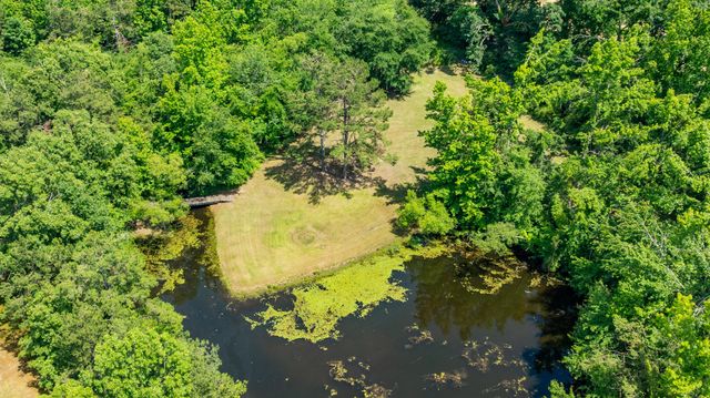 424 Charles McClearen Rd, Hohenwald, TN 38462