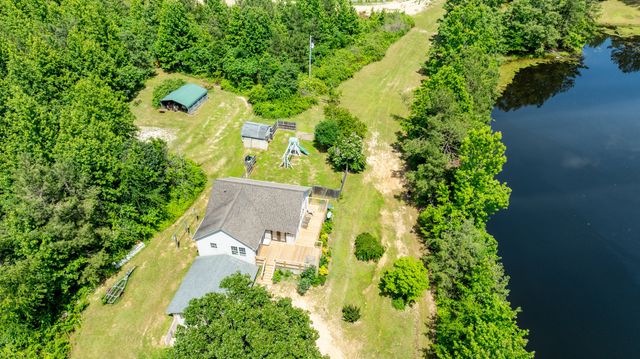 424 Charles McClearen Rd, Hohenwald, TN 38462