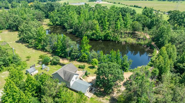 424 Charles McClearen Rd, Hohenwald, TN 38462