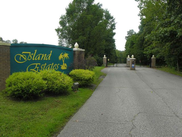 85 Palm Drive, Huntington, WV 25705