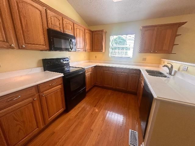 85 Palm Drive, Huntington, WV 25705