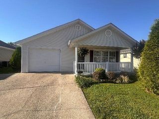 85 Palm Drive, Huntington, WV 25705