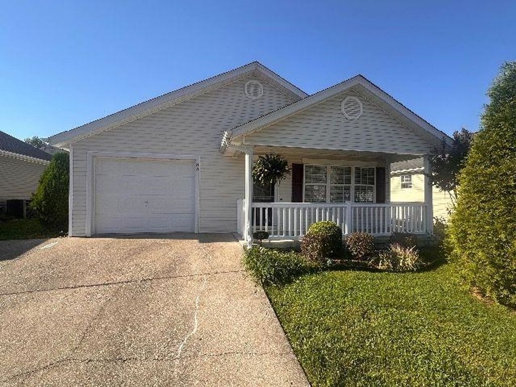 85 Palm Drive, Huntington, WV 25705