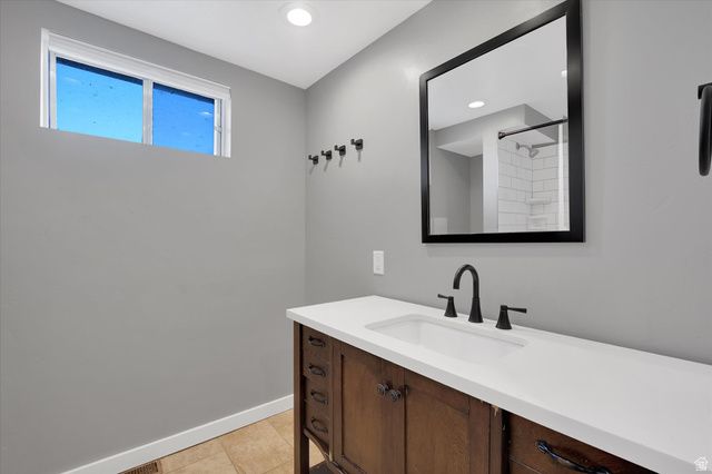 215 E 200 N, Providence, UT 84332