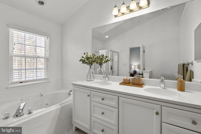 18500 CLOVERCREST CIR, Olney, MD 20832