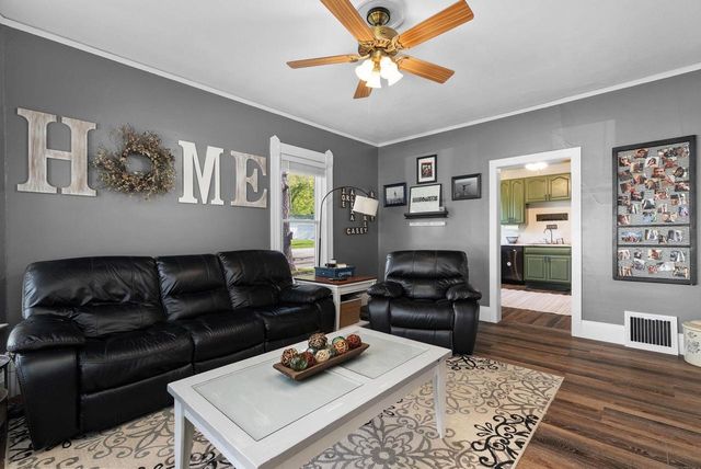 136 Lincoln Street, Poynette, WI 53955