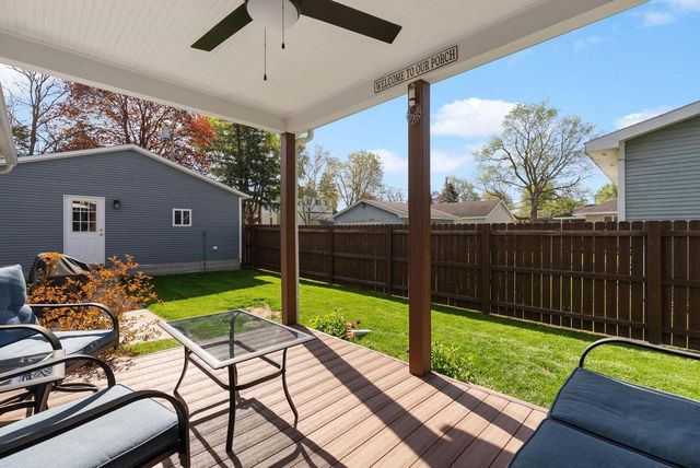 136 Lincoln Street, Poynette, WI 53955