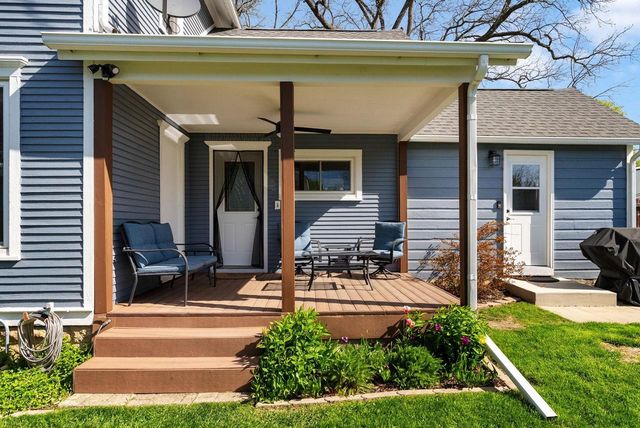 136 Lincoln Street, Poynette, WI 53955