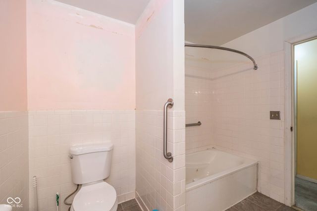 1407 Miami Court N, Plainfield, IN 46168