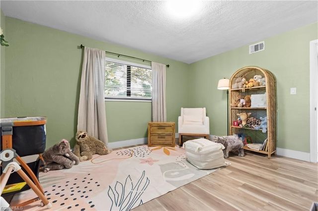 1373 Morningside DR, Fort Myers, FL 33901