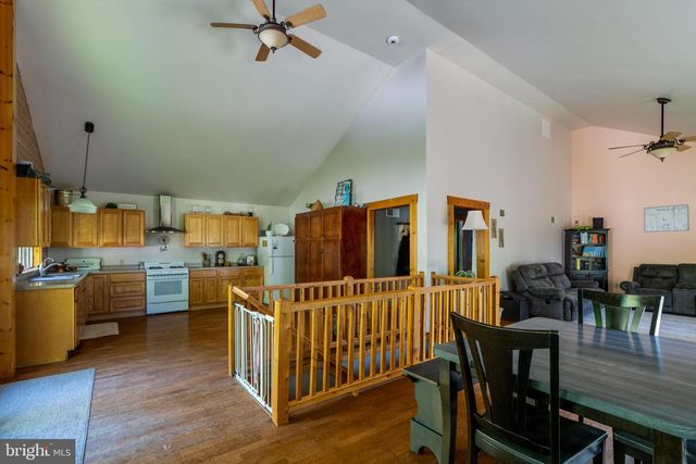 6309 PLANK RD, Narvon, PA 17555