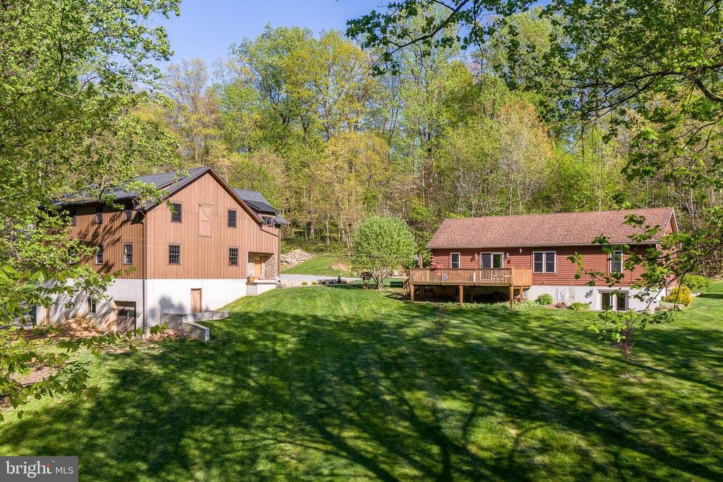6309 PLANK RD, Narvon, PA 17555