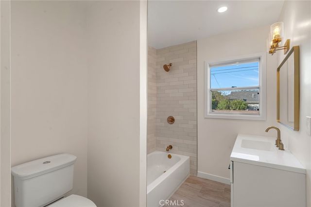 2729 Greentop Street, Lakewood, CA 90712