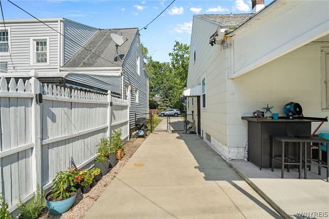 22 Coburg Street, Buffalo, NY 14216