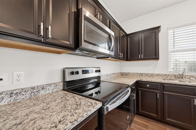 4927 Highland Crest Drive, Richmond, TX 77469