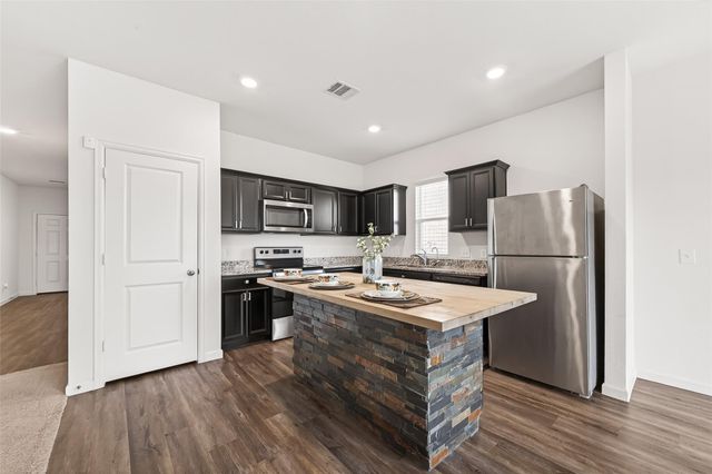 4927 Highland Crest Drive, Richmond, TX 77469