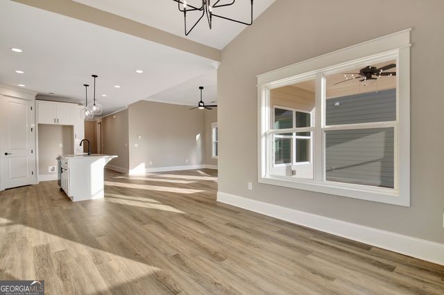 130 Redhaven Drive, Senoia, GA 30276