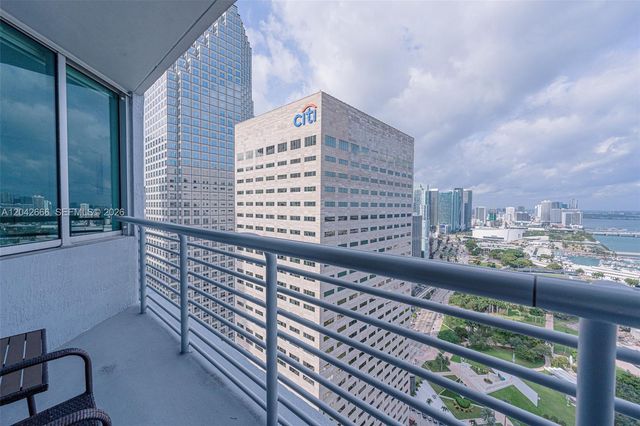 325 S BISCAYNE BLVD 4222, Miami, FL 33131