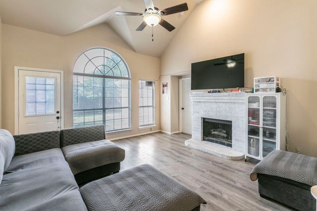 4632 Angelina Way, Fort Worth, TX 76137