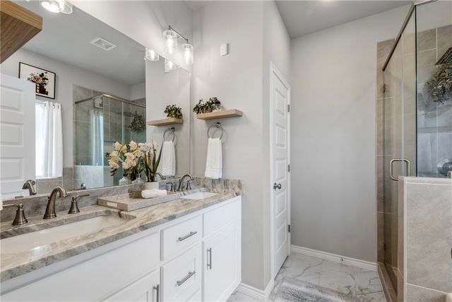 2506 Lightfoot Lane, Bryan, TX 77803