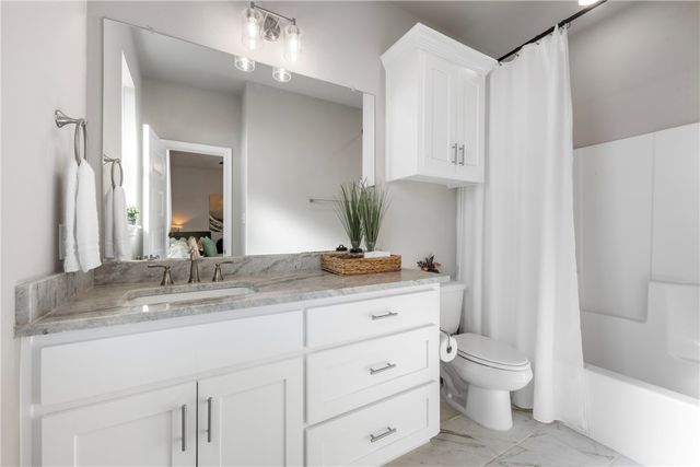 2506 Lightfoot Lane, Bryan, TX 77803