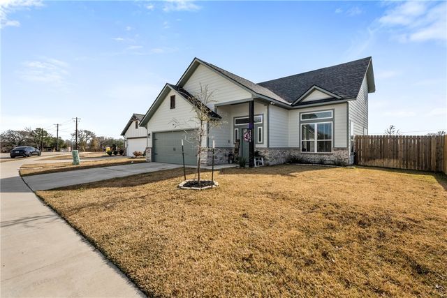 2506 Lightfoot Lane, Bryan, TX 77803