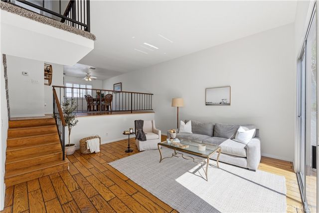 10030 Owensmouth 67, Chatsworth, CA 91311