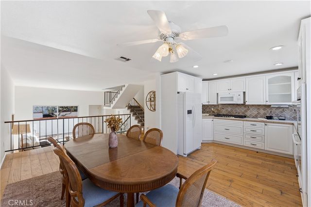 10030 Owensmouth 67, Chatsworth, CA 91311
