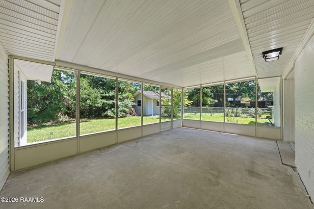 103 Newcastle Drive, Lafayette, LA 70503