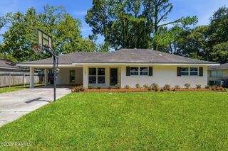 103 Newcastle Drive, Lafayette, LA 70503