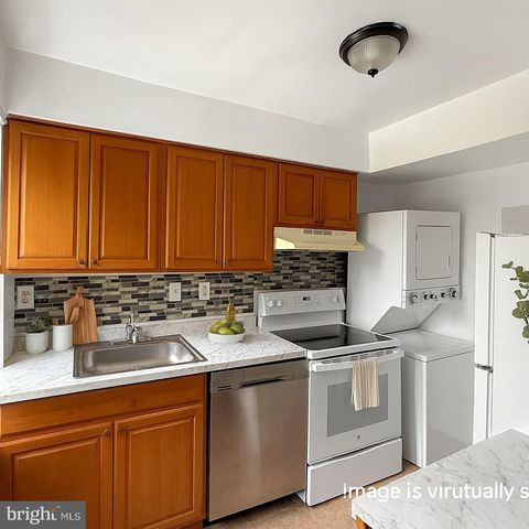 2103 FORT DAVIS ST SE #A, Washington, DC 20020