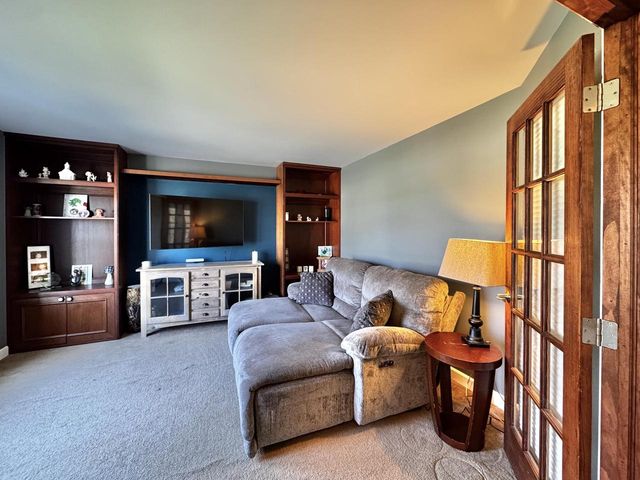 1365 E Jakes WAY, Whitewater, WI 53190