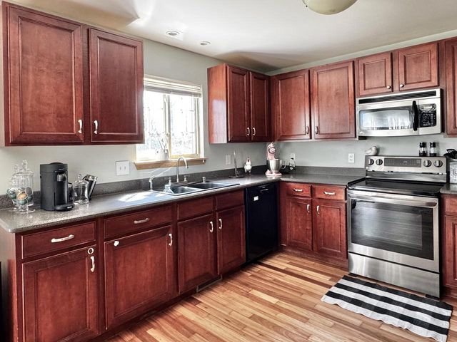 1365 E Jakes WAY, Whitewater, WI 53190