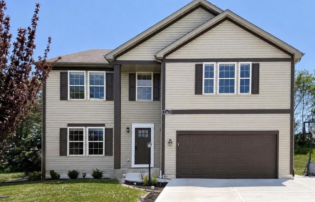 1365 E Jakes WAY, Whitewater, WI 53190