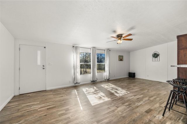 21150 Arnsworth Road, Montgomery, TX 77356